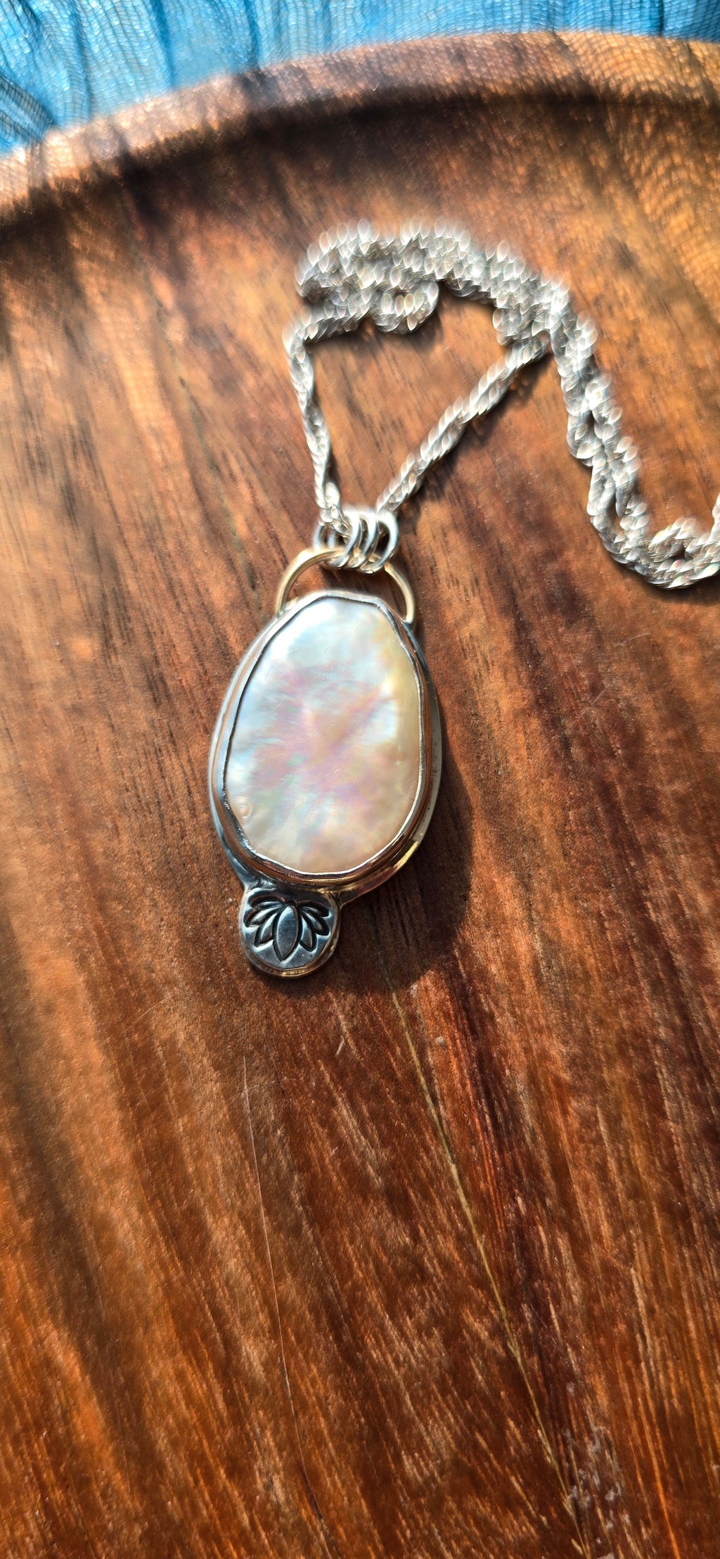 Mother of pearl necklace