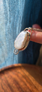 Mother of pearl necklace