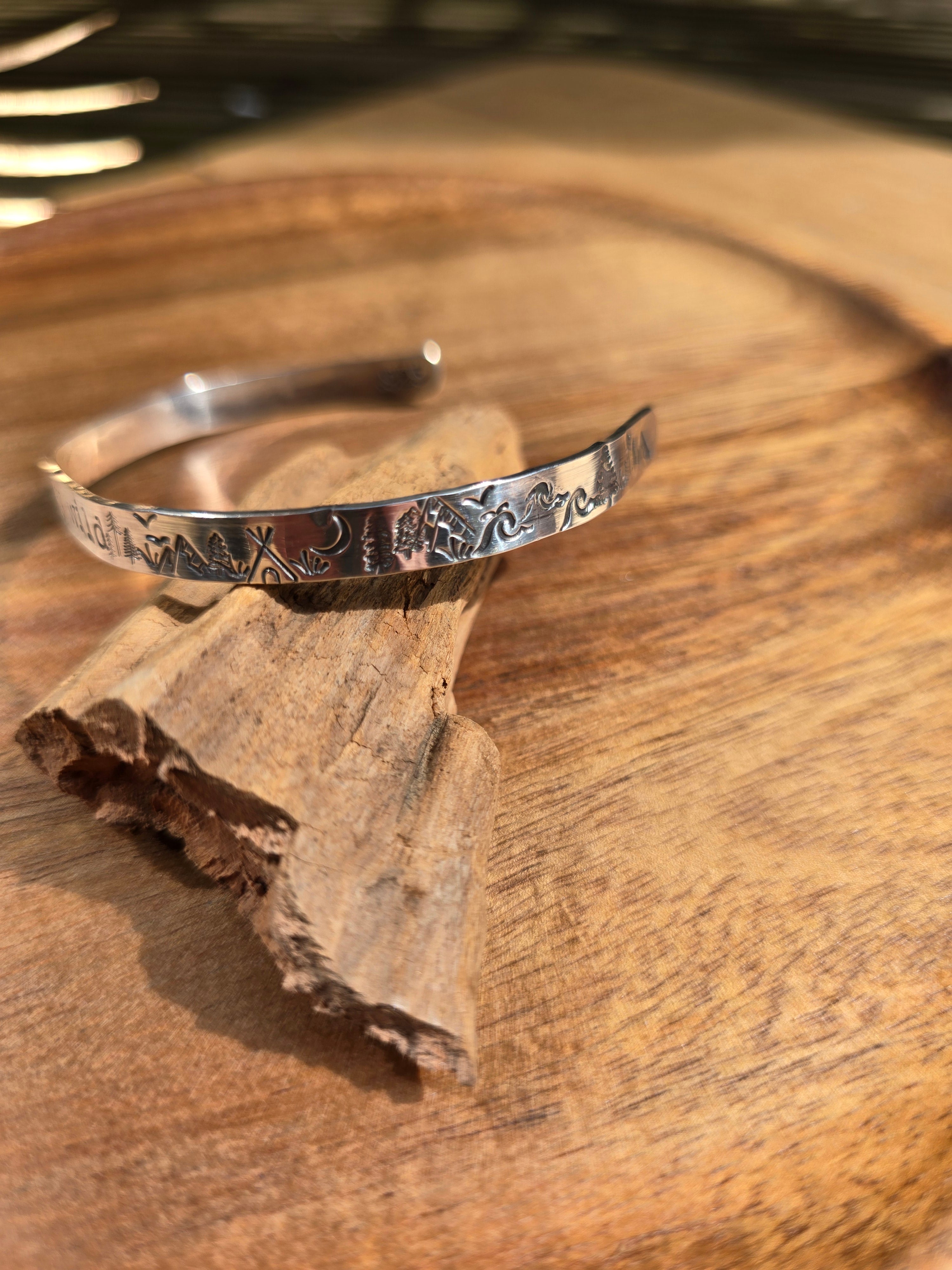 Take me to the sea Cuff